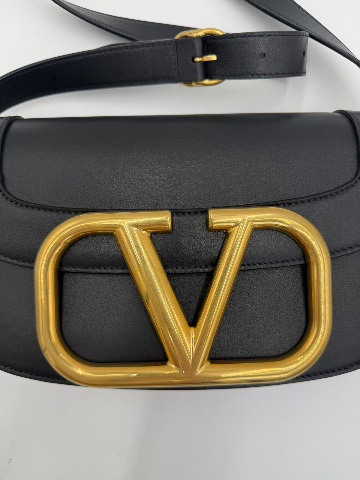Valentino Garavan Borsa a Tracolla Supervee con VLogo in Pelle Nera - Pally Vintage Closet
