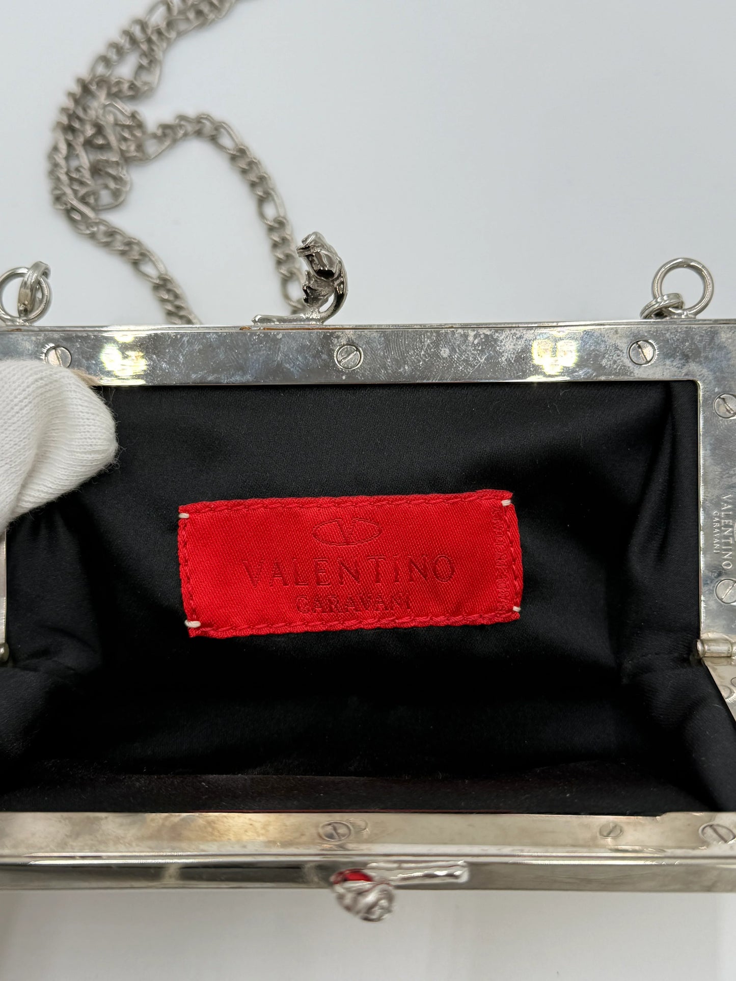 Valentino-Garavani-Borsa-Gioiello-Vintage-con-Ricami-Floreali-e-Ciliegie-Avorio-70314505208132 - Pally Vintage Closet