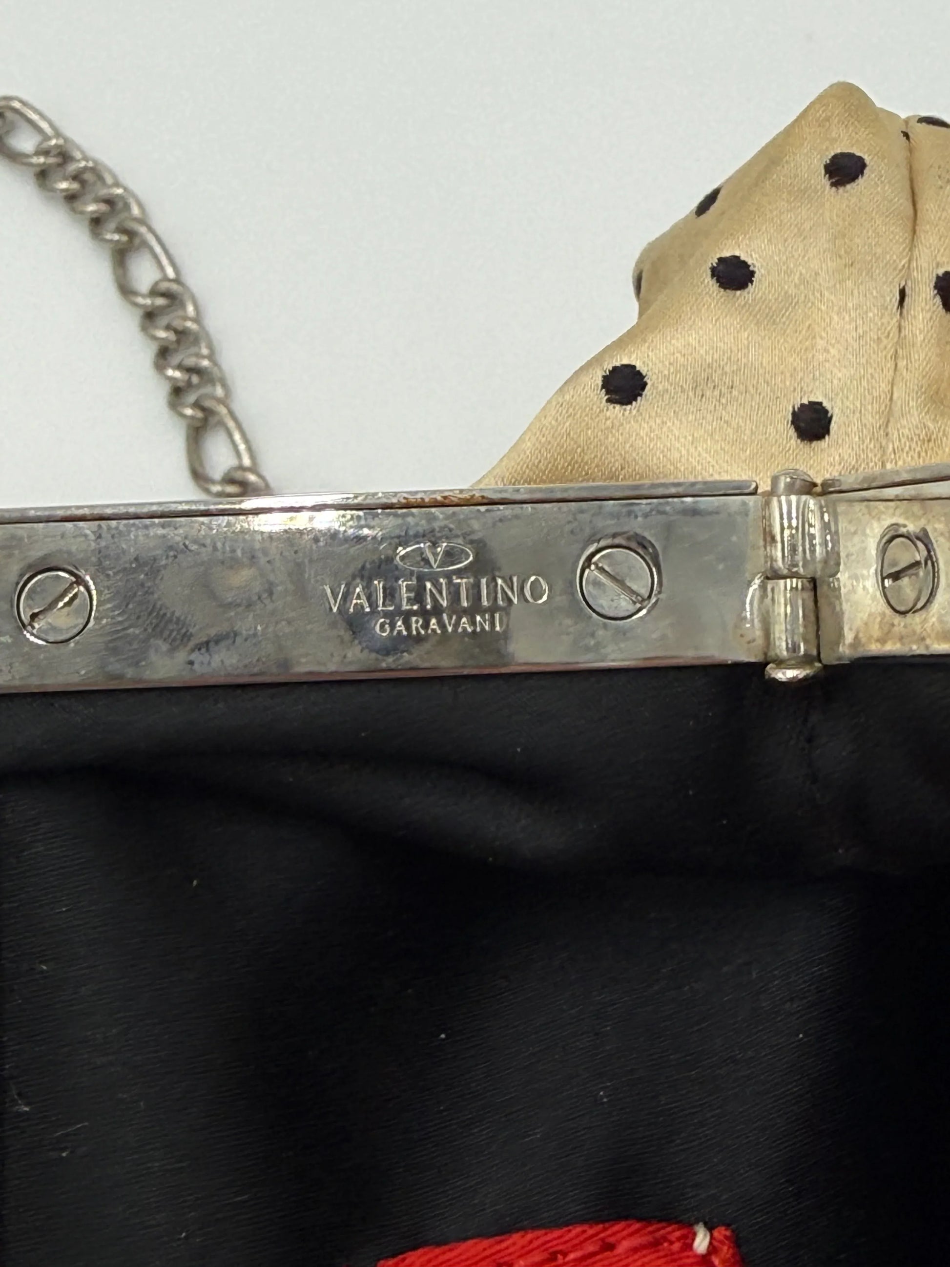 Valentino-Garavani-Borsa-Gioiello-Vintage-con-Ricami-Floreali-e-Ciliegie-Avorio-70314505240900 - Pally Vintage Closet