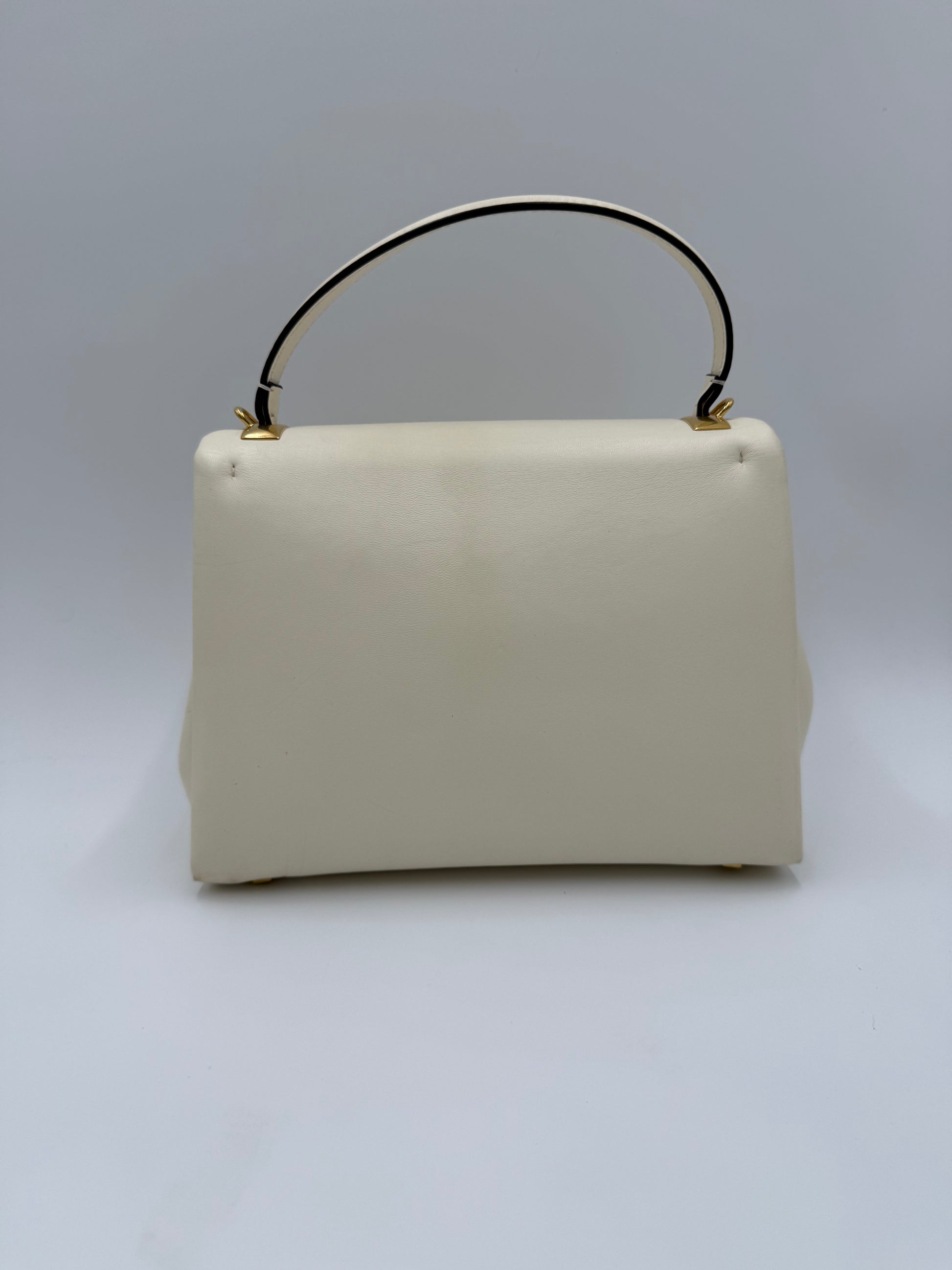 Valentino Garavani Borsa One Stud Top Handle in Pelle Avorio - Pally Vintage Closet