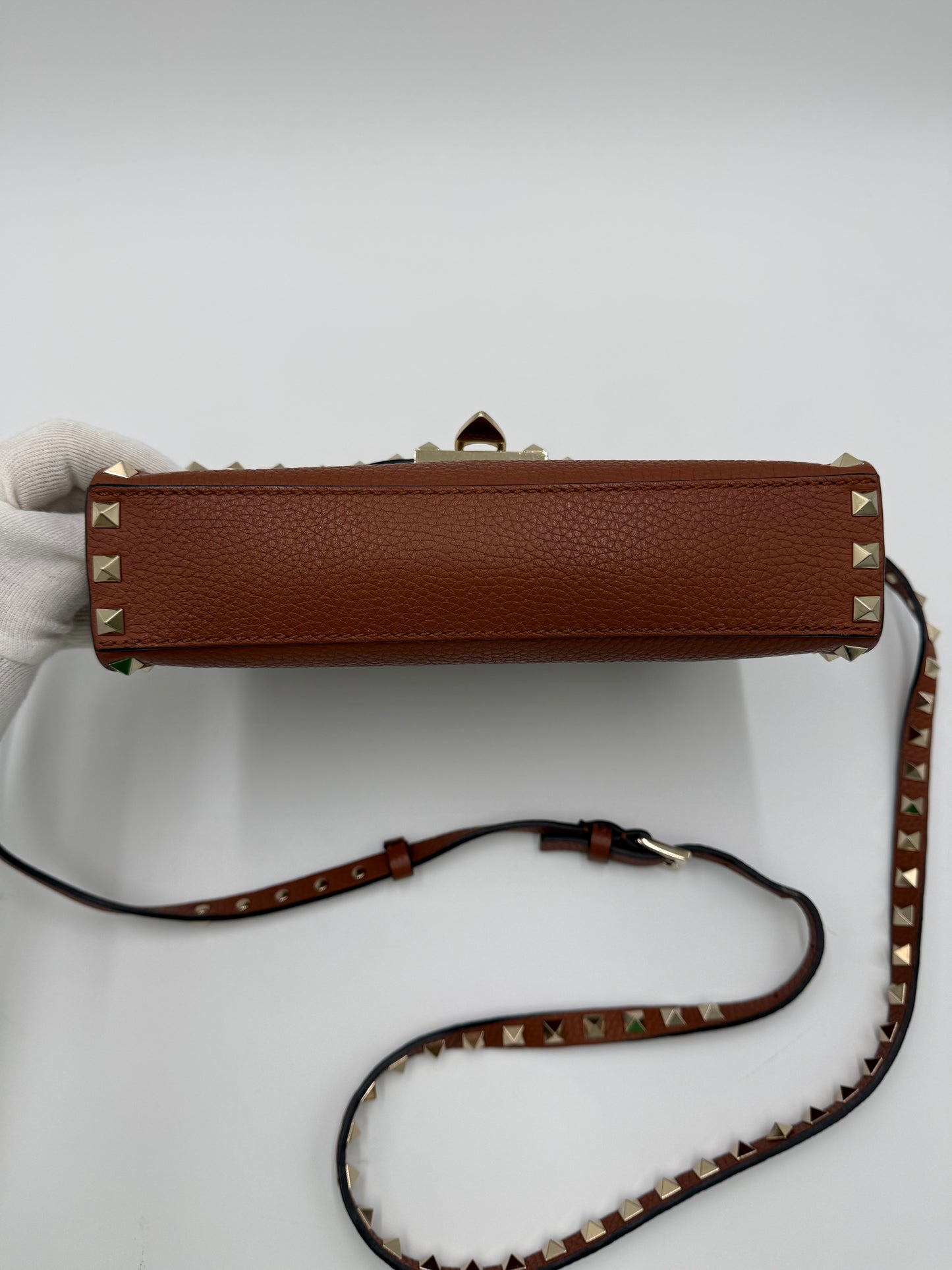 Valentino Garavani Borsa Rockstud a Tracolla Pelle Martellata Marrone - Pally Vintage Closet