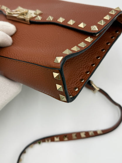 Valentino Garavani Borsa Rockstud a Tracolla Pelle Martellata Marrone - Pally Vintage Closet