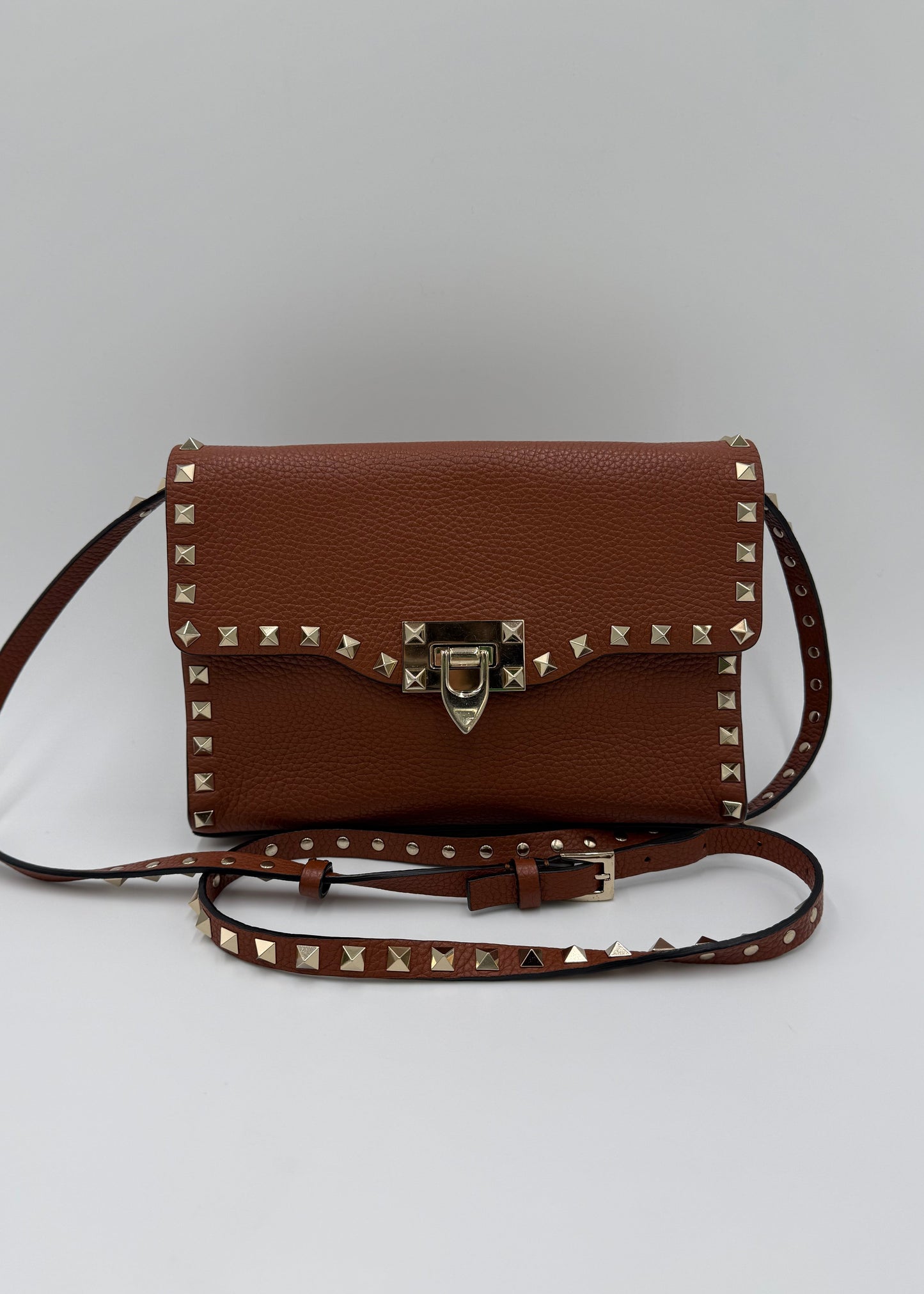 Valentino Garavani Borsa Rockstud a Tracolla Pelle Martellata Marrone - Pally Vintage Closet