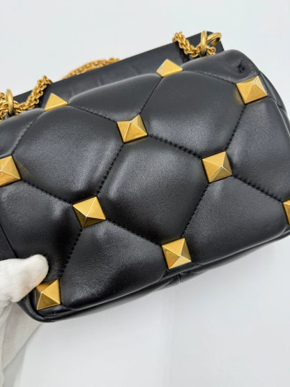 Valentino-Garavani-Borsa-Roman-Spike-in-Pelle-Trapuntata-Nera-67790367949124 - Pally Vintage Closet