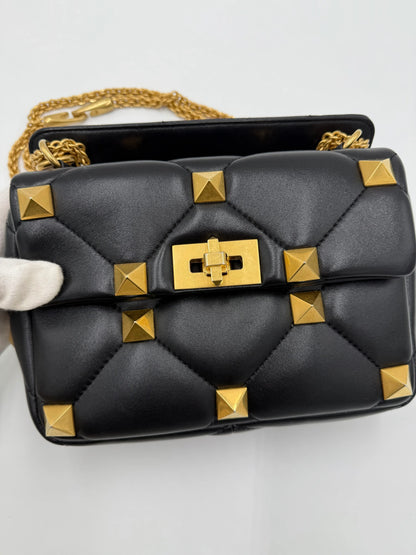 Valentino-Garavani-Borsa-Roman-Spike-in-Pelle-Trapuntata-Nera-67790368080196 - Pally Vintage Closet