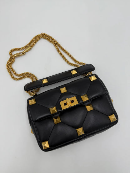 Valentino-Garavani-Borsa-Roman-Spike-in-Pelle-Trapuntata-Nera-67790368112964 - Pally Vintage Closet