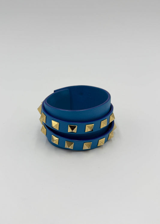 Valentino Garavani Bracciale Rockstud in Pelle e Borchie Azzurro - Pally Vintage Closet