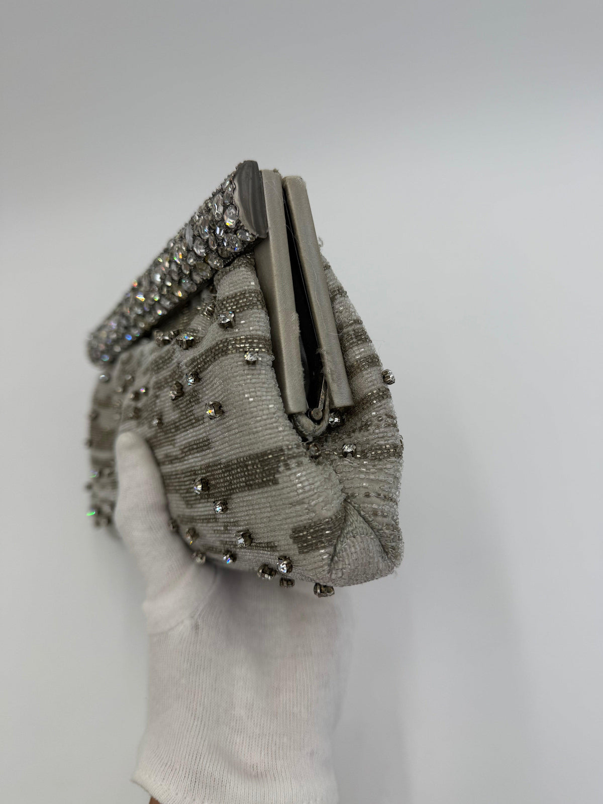 Valentino Garavani Clutch Gioiello da Sera Vintage con Perline Argento - Pally Vintage Closet