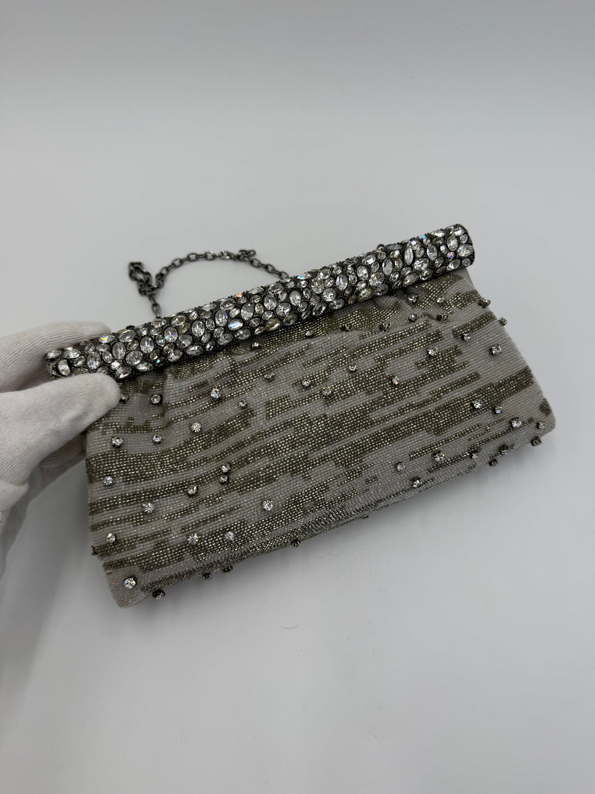 Valentino Garavani Clutch Gioiello da Sera Vintage con Perline Argento - Pally Vintage Closet