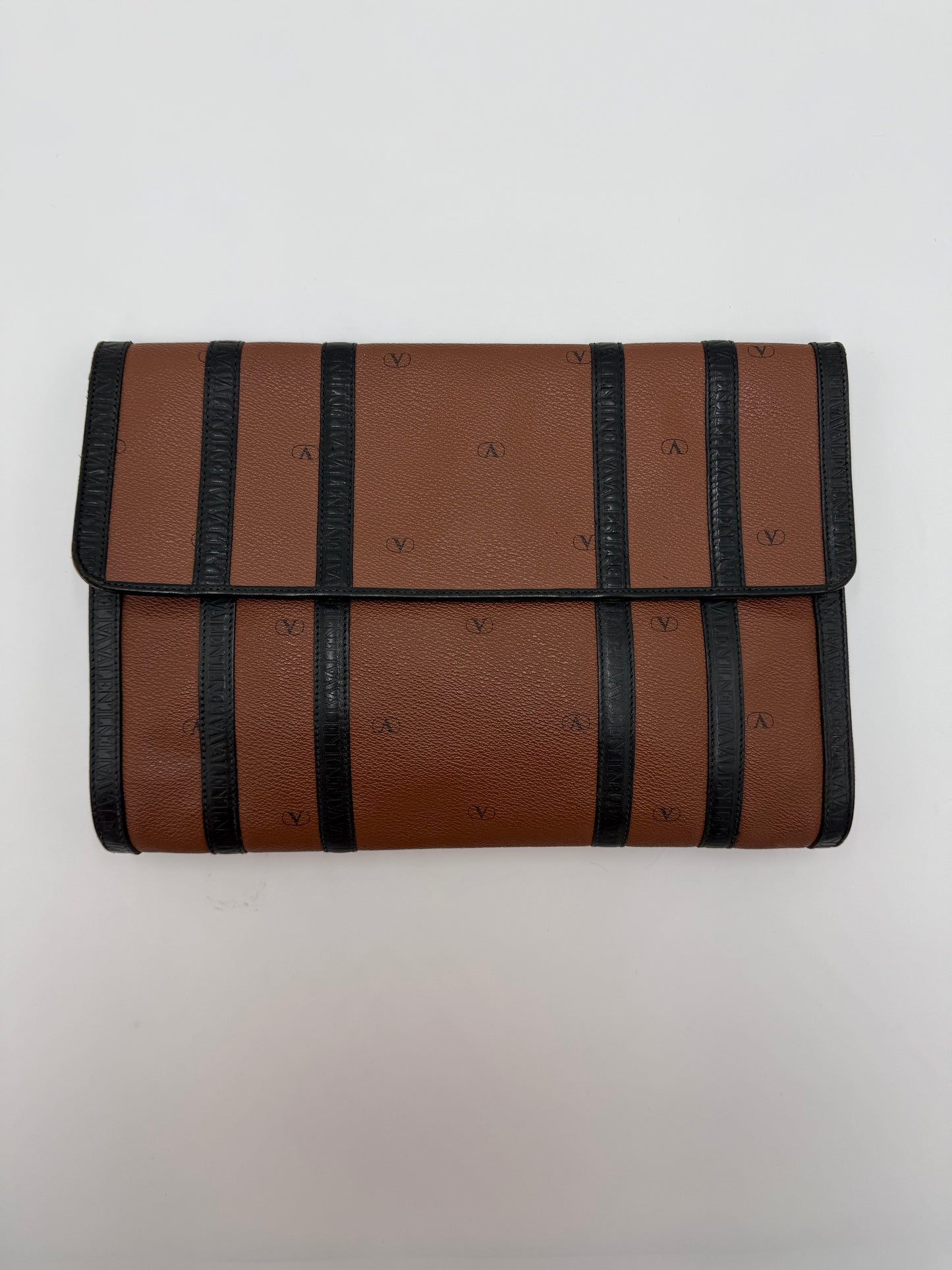 Valentino Garavani Clutch Vintage con Monogram V Marrone - Pally Vintage Closet