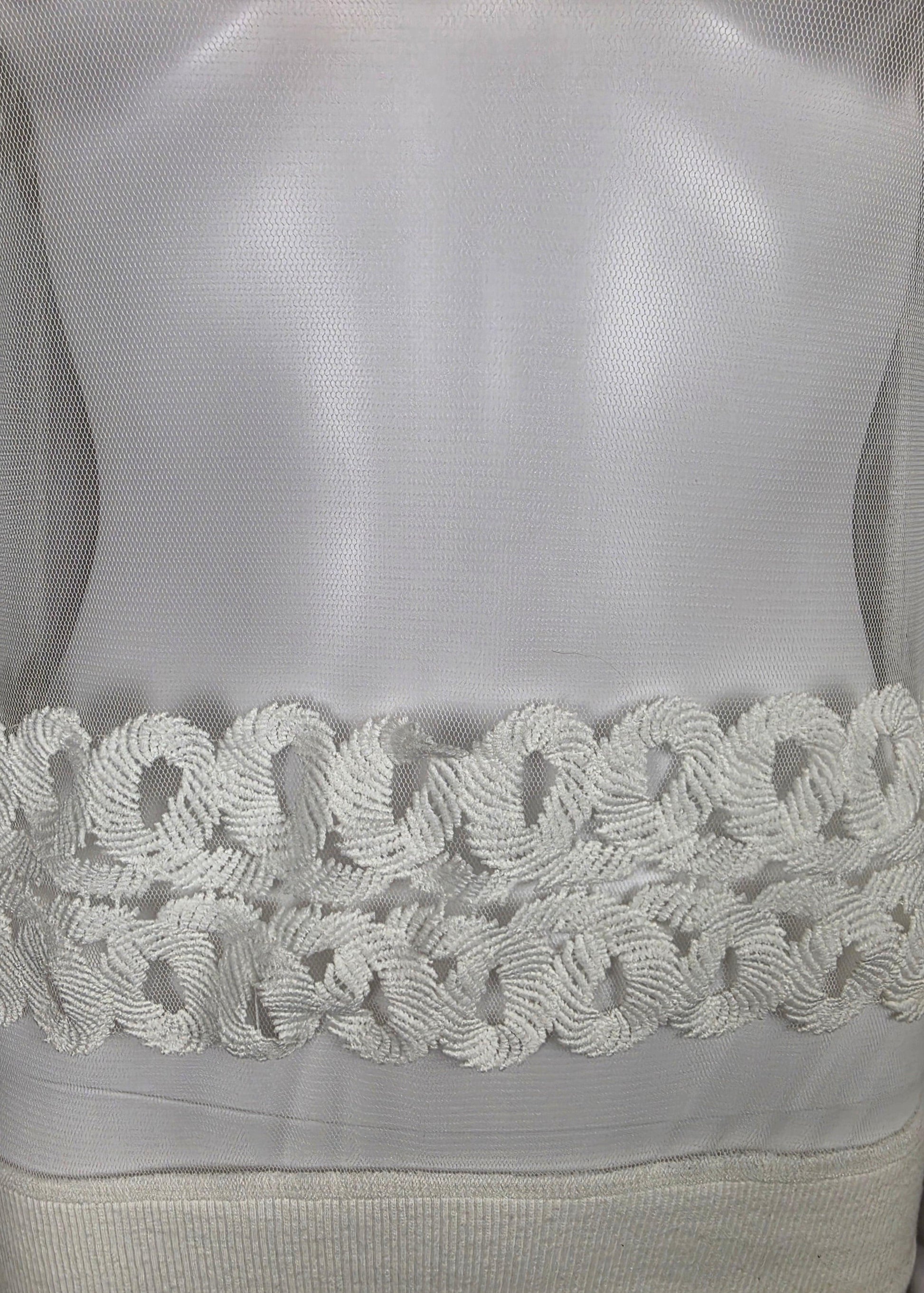 Valentino Garavani Maglia in Tulle Transparente e Ricami Bianca - Pally Vintage Closet