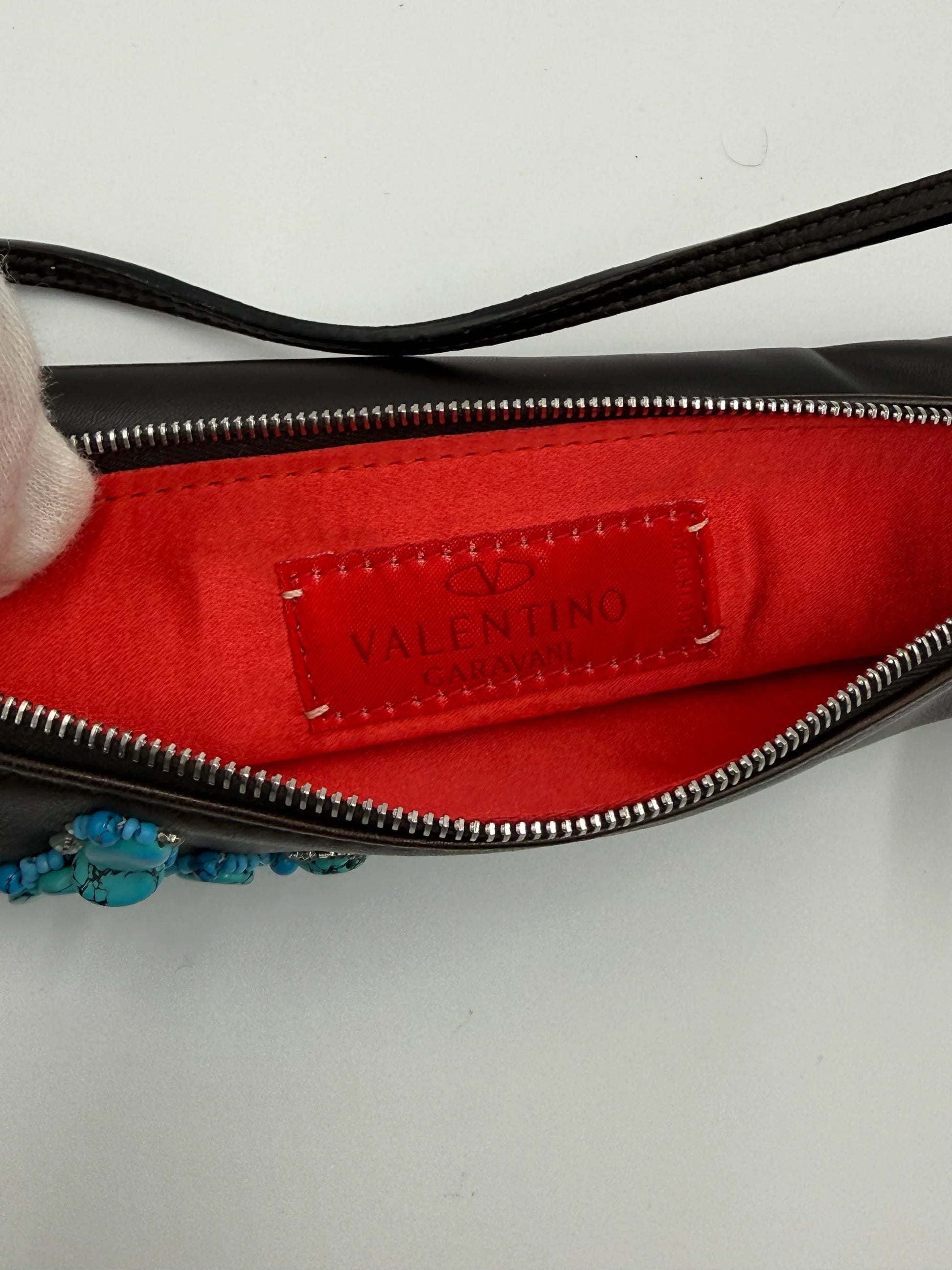 Valentino-Garavani-Pochette-Vintage-in-Pelle-Marrone-con-Ricamo-in-Turchese-70125805601092 - Pally Vintage Closet