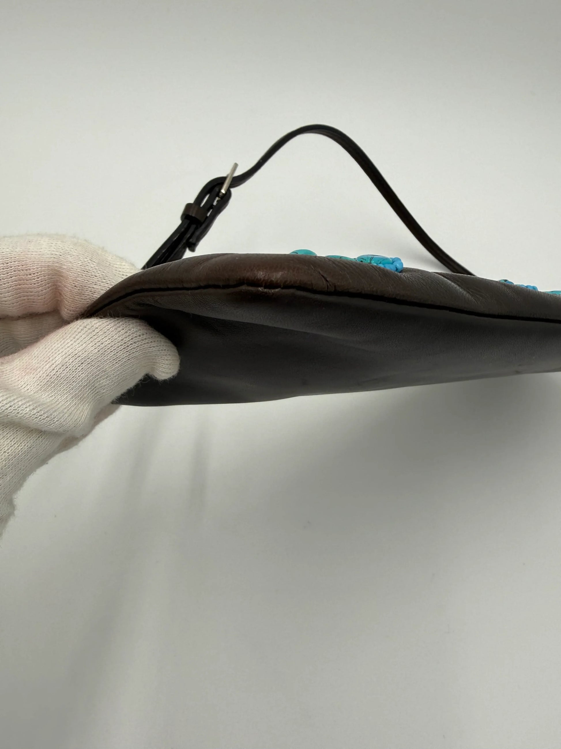 Valentino-Garavani-Pochette-Vintage-in-Pelle-Marrone-con-Ricamo-in-Turchese-70125805830468 - Pally Vintage Closet