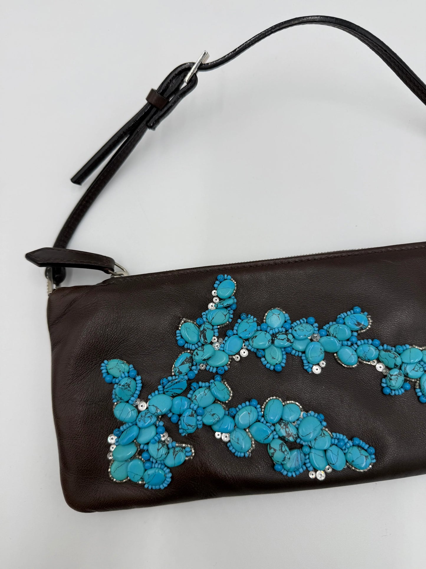 Valentino-Garavani-Pochette-Vintage-in-Pelle-Marrone-con-Ricamo-in-Turchese-70125805928772 - Pally Vintage Closet