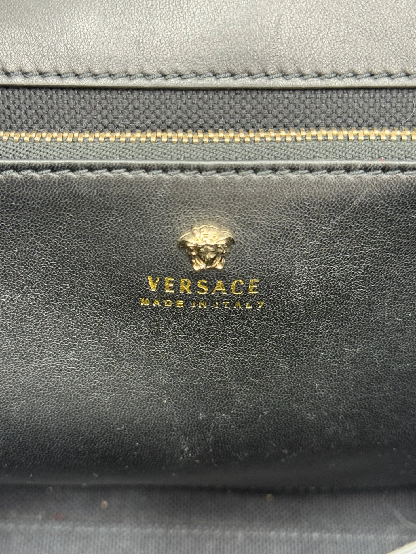 Versace-Borsa-a-Mano-Medusa-in-Pelle-Esotica-Blu-68618925769028 - Pally Vintage Closet