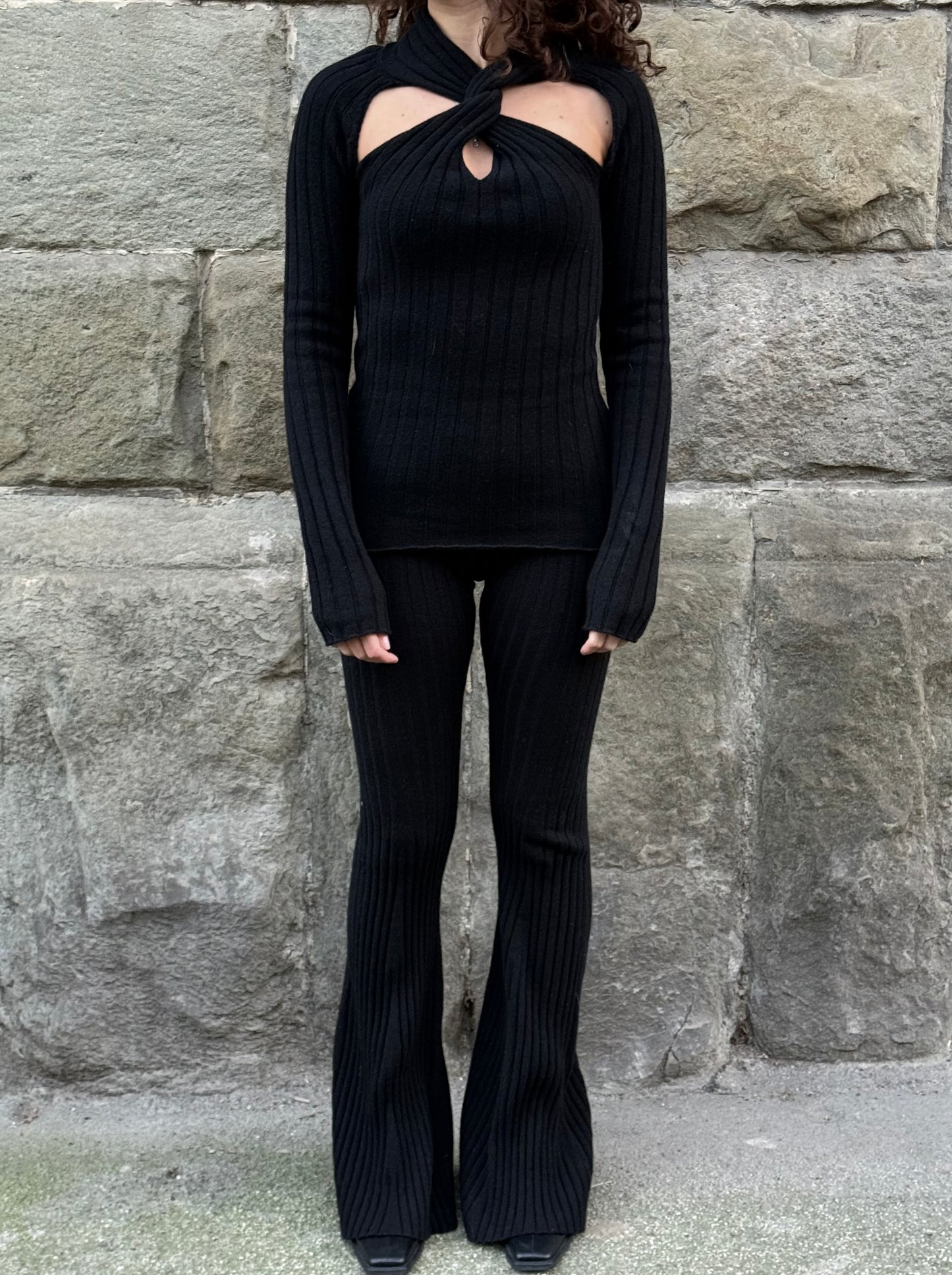 Versace Completo Ribbed in Maglia con Dettagli Cut-Out e Bottoni Medusa Nero - Pally Vintage Closet