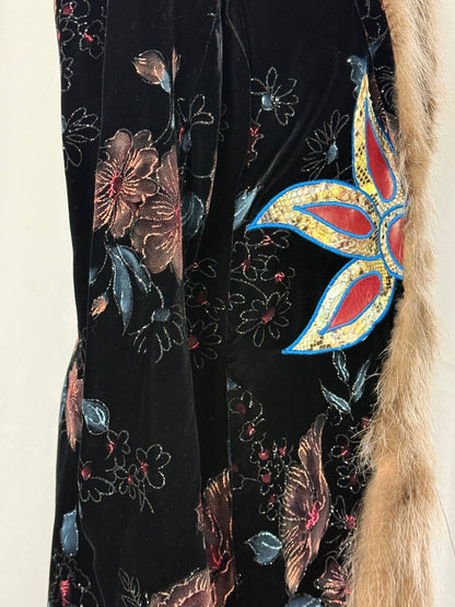 Voyage London Cappotto Vintage in Velluto e Pelliccia Nero - Pally Vintage Closet