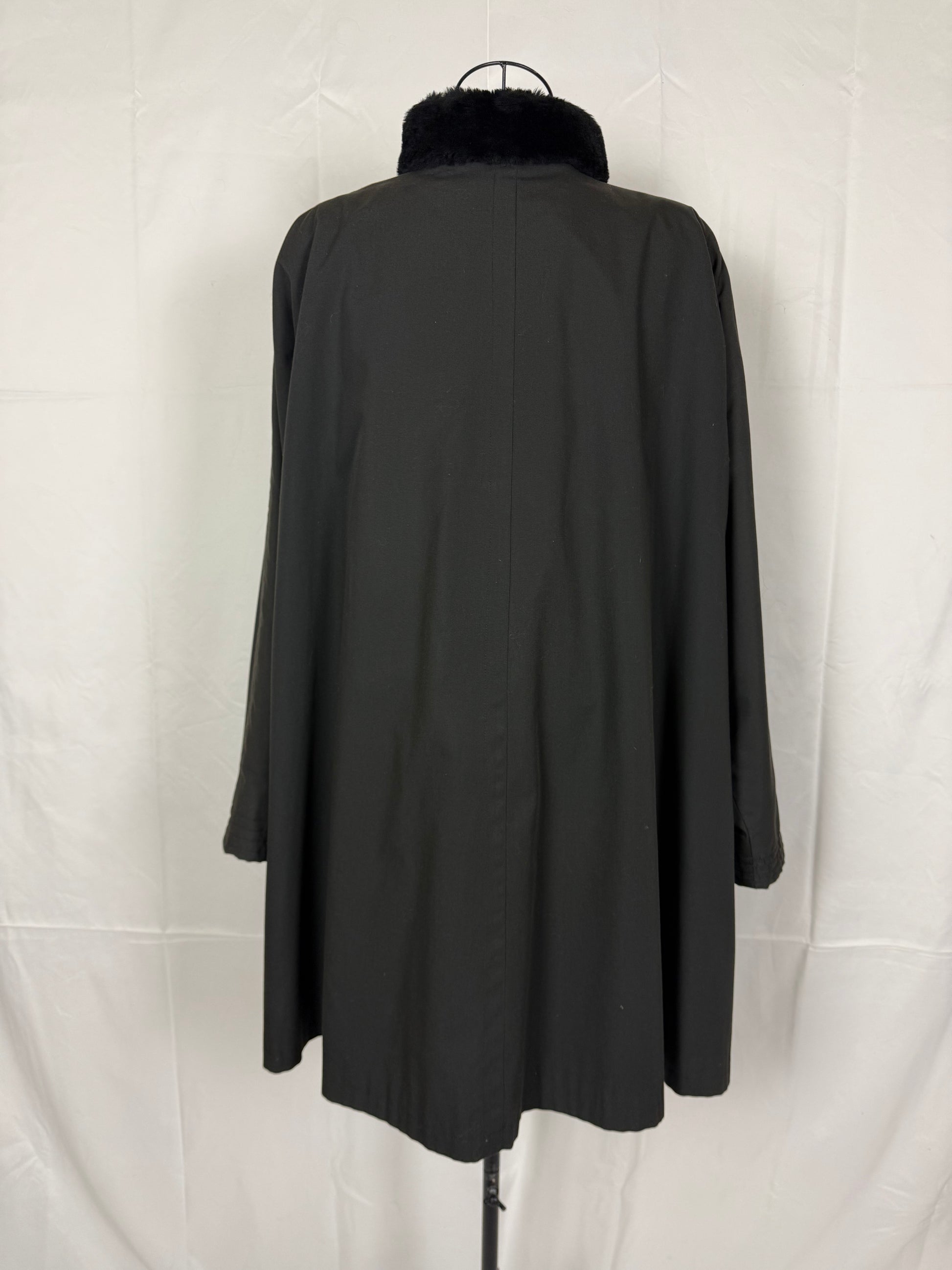 Yves Saint Laurent Fourrures Cappotto con Interno in Pelliccia Nero - Pally Vintage Closet