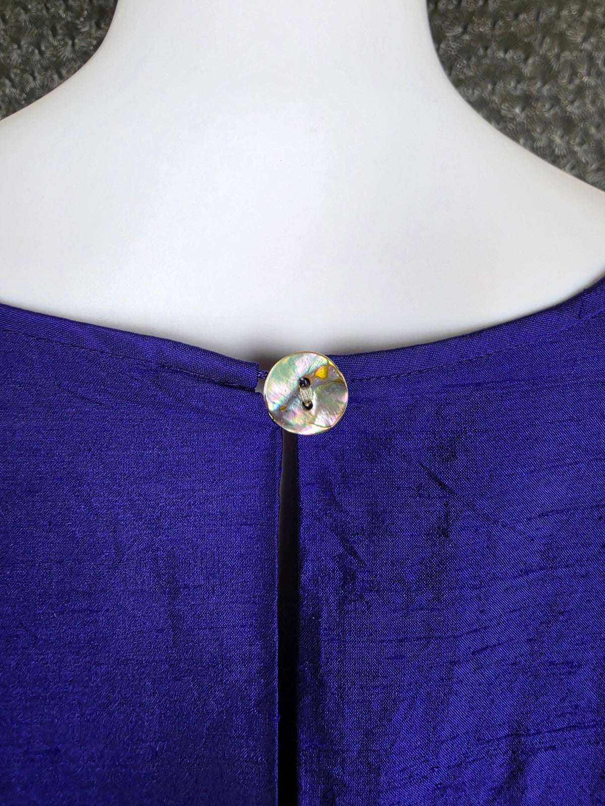 Yves Saint Laurent Rive Gauche Abito Vintage in Seta Viola Elettrico - Pally Vintage Closet