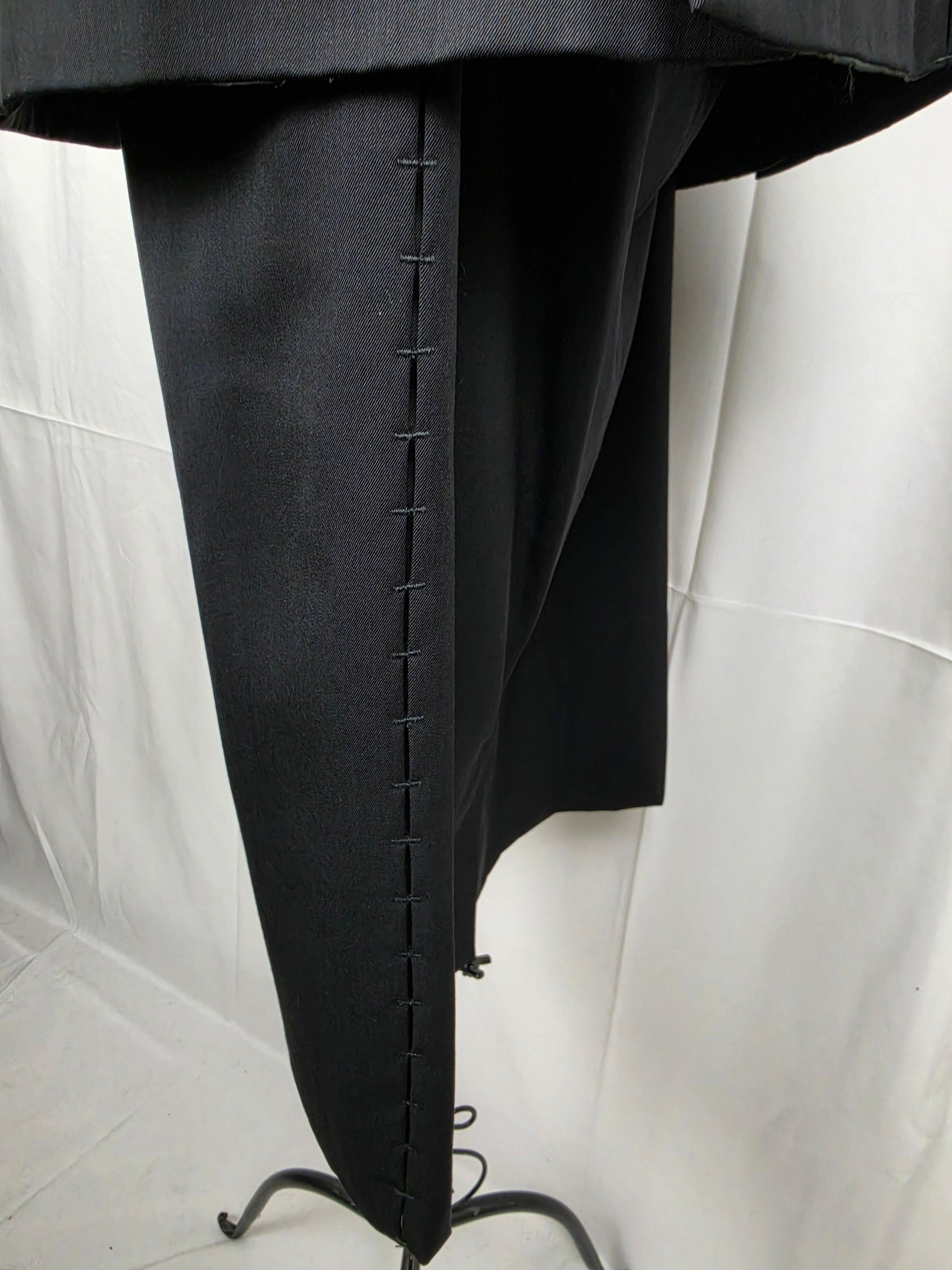 Yves Saint Laurent Rive Gauche Completo con Dettagli Cut-Out Lana Vergine Nera - Pally Vintage Closet