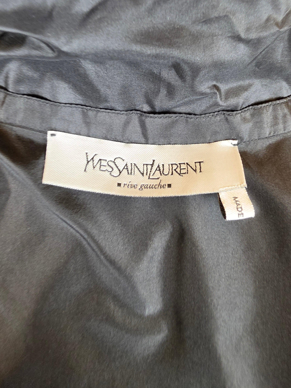 Yves Saint Laurent Rive Gauche Set Camicia Nera e Gonna a Ruota Bicolore - Pally Vintage Closet