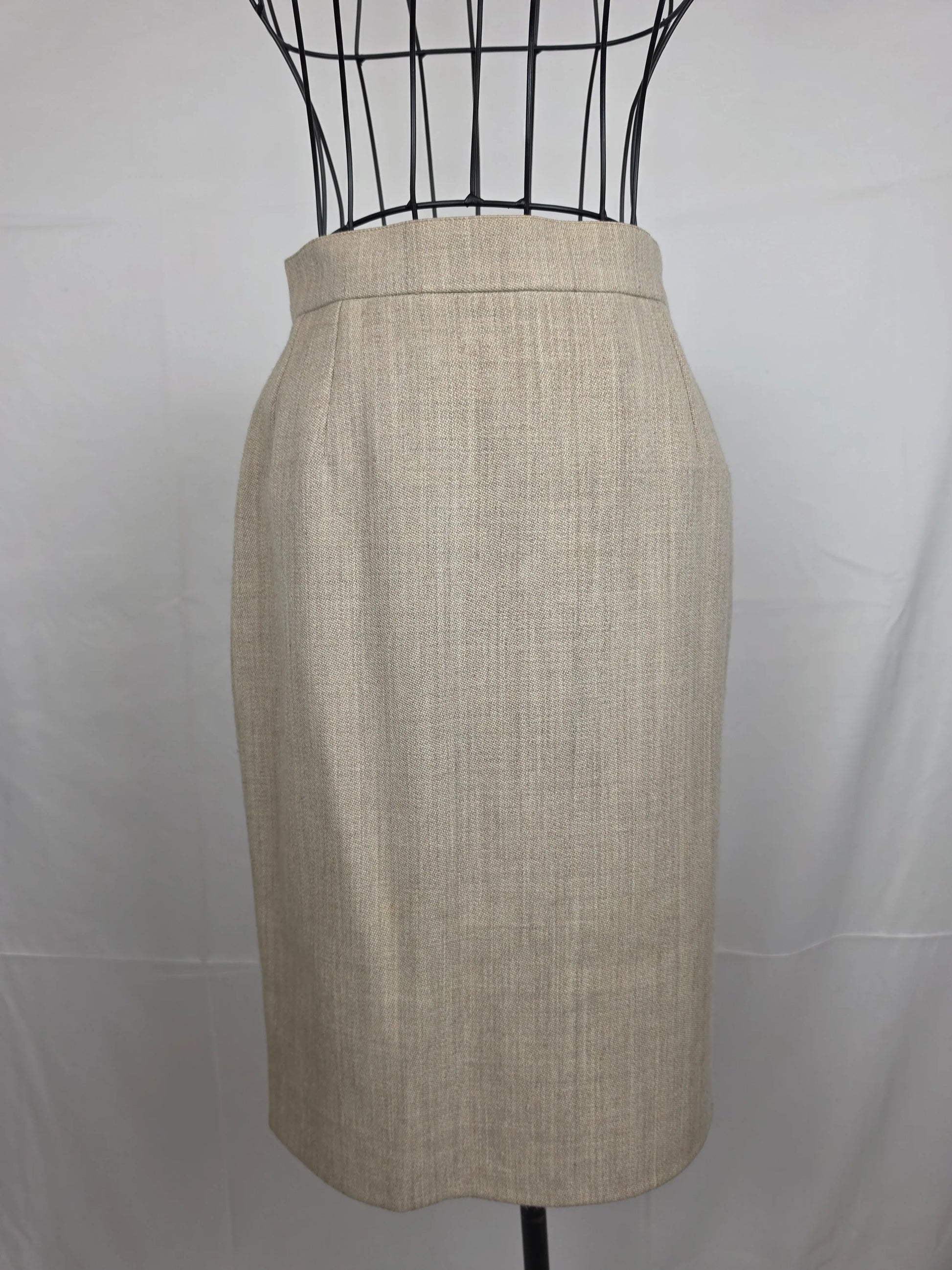 2888836E-10E8-4BF6-B03D-C615AE471852 - Pally Vintage Closet