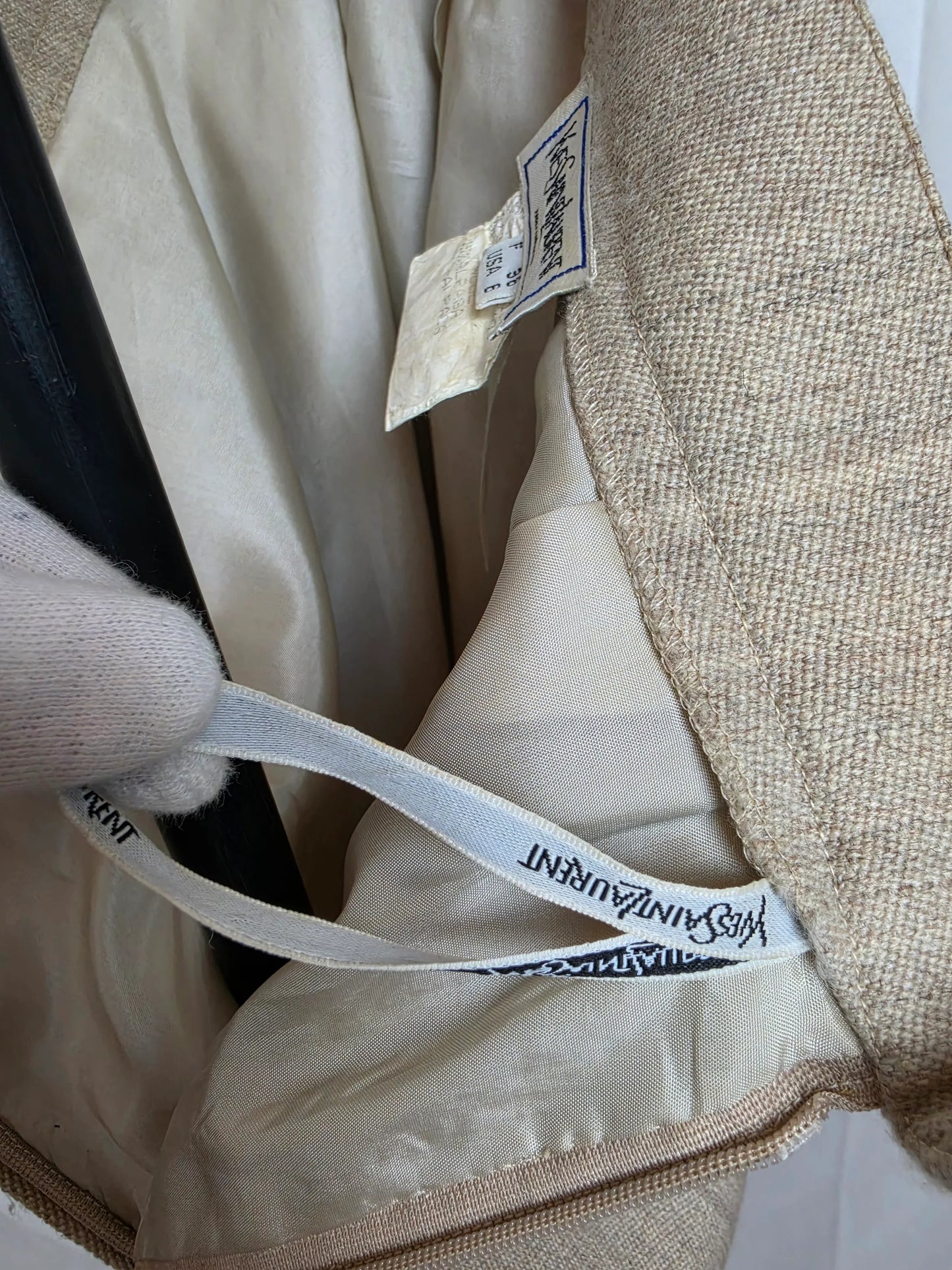 8F18DD71-4BBF-4338-9E71-58F6654644E8 - Pally Vintage Closet