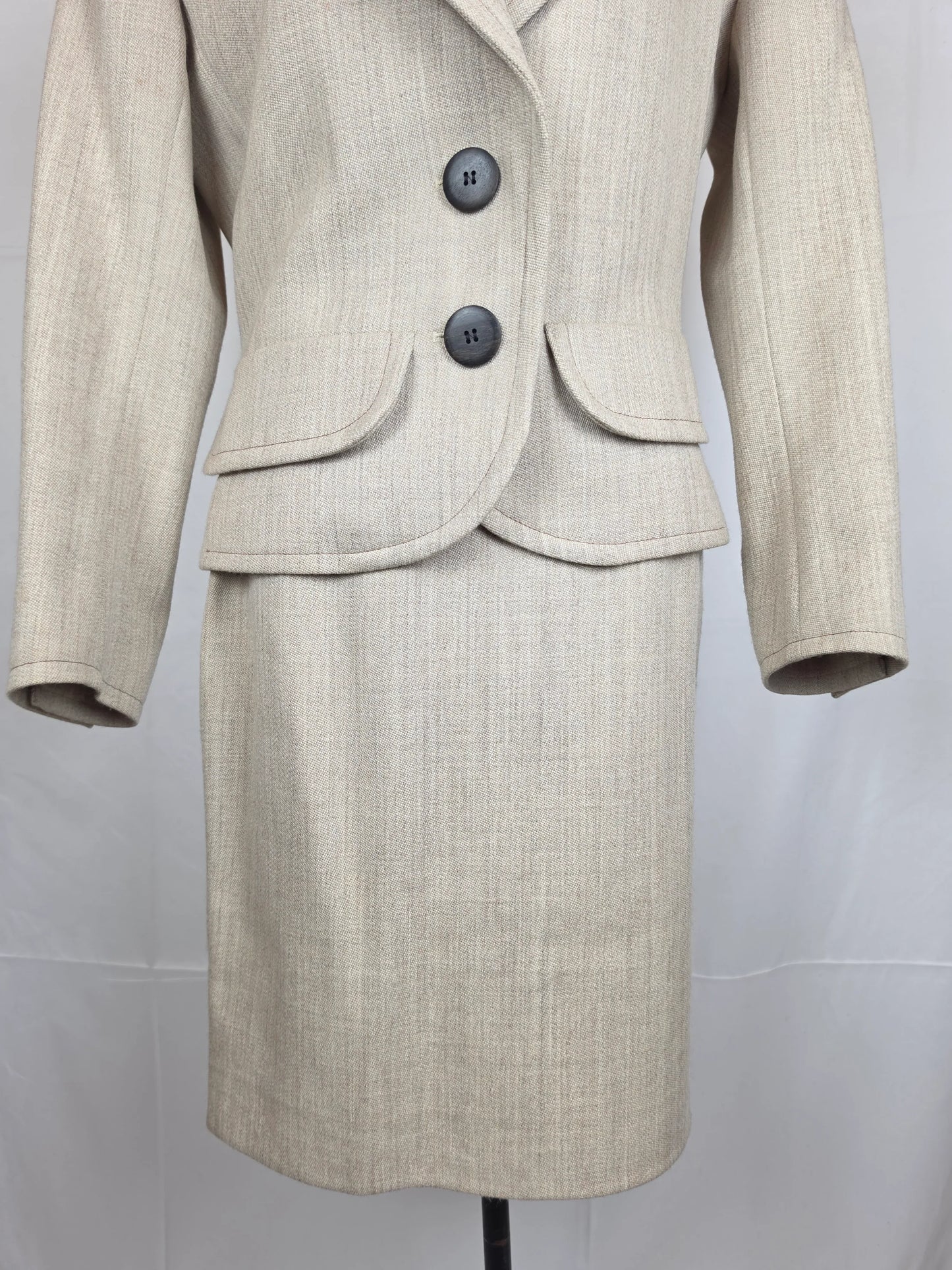 65E993DA-9EFF-4DE7-84D4-F2B8AA7A89B3 - Pally Vintage Closet