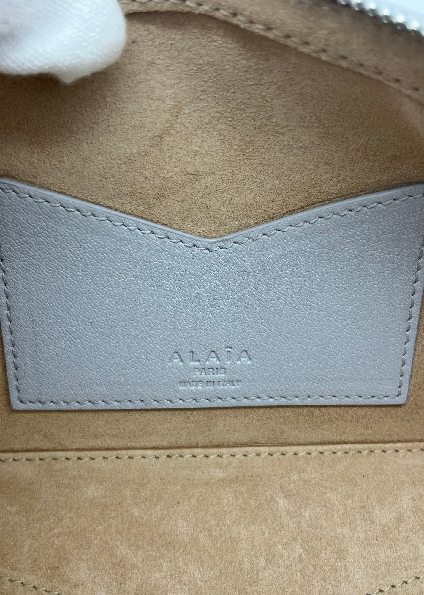 Alaïa Borsa Le Teckel Media Pelle Perla