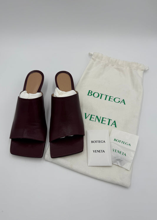 Bottega Veneta Mule Stretch in Pelle Bordeaux
