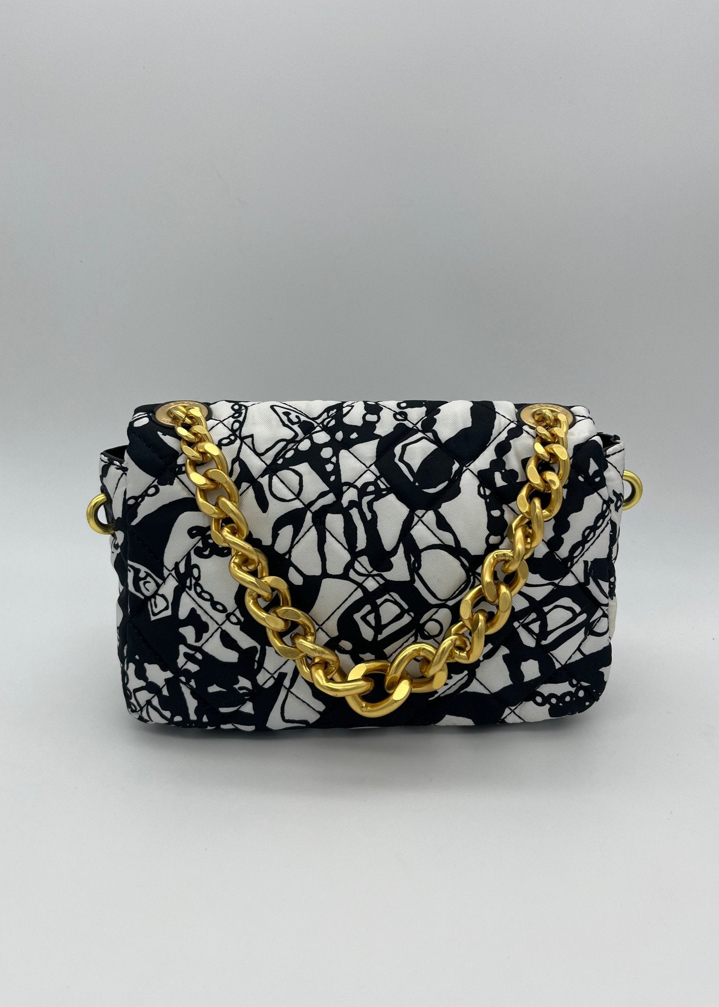 Chanel Borsa Timeless Limited Edition in Seta Bianca e Nera