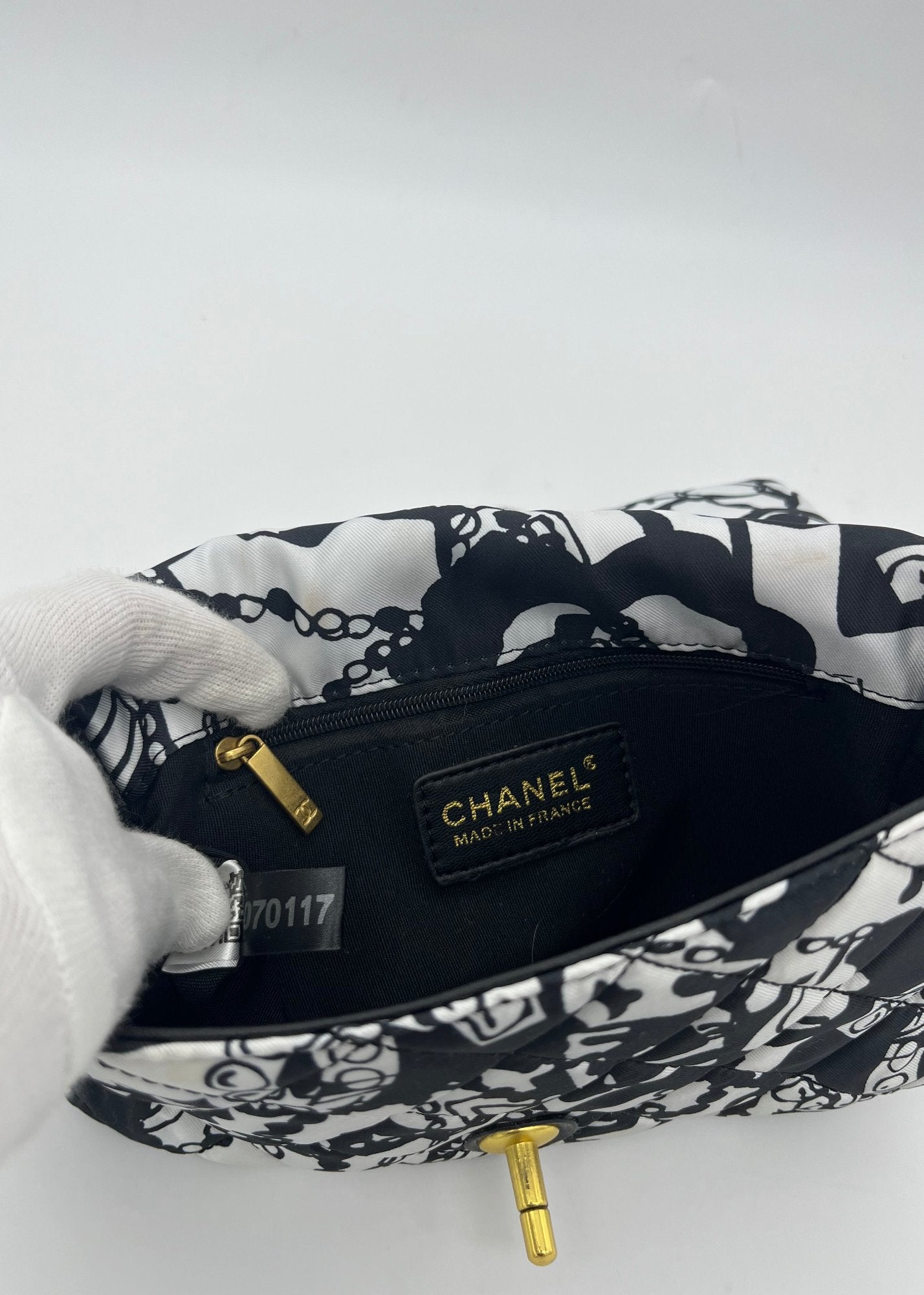 Chanel Borsa Timeless Limited Edition in Seta Bianca e Nera