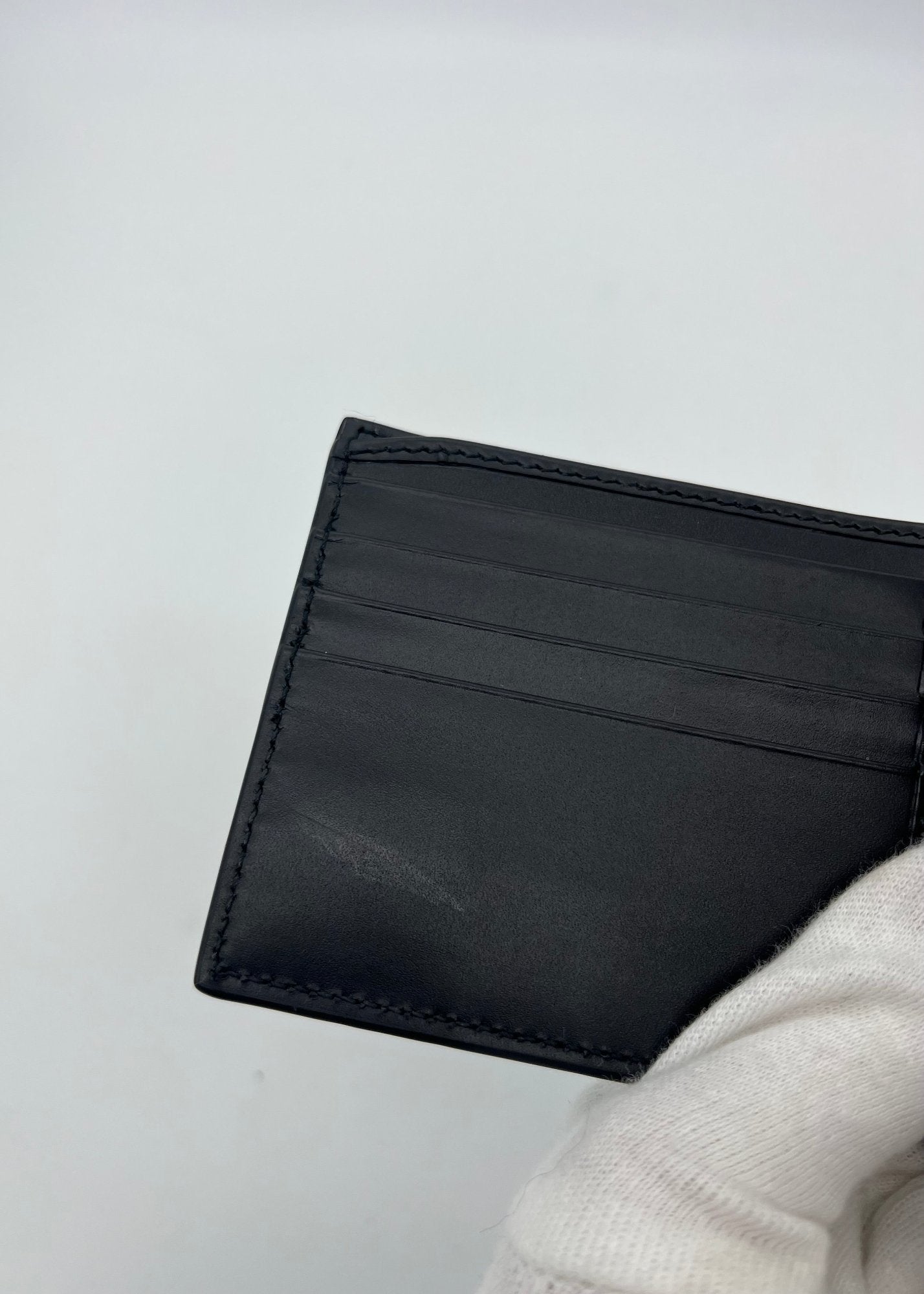 Gucci Portafoglio GG Bi Fold in Pelle Nero