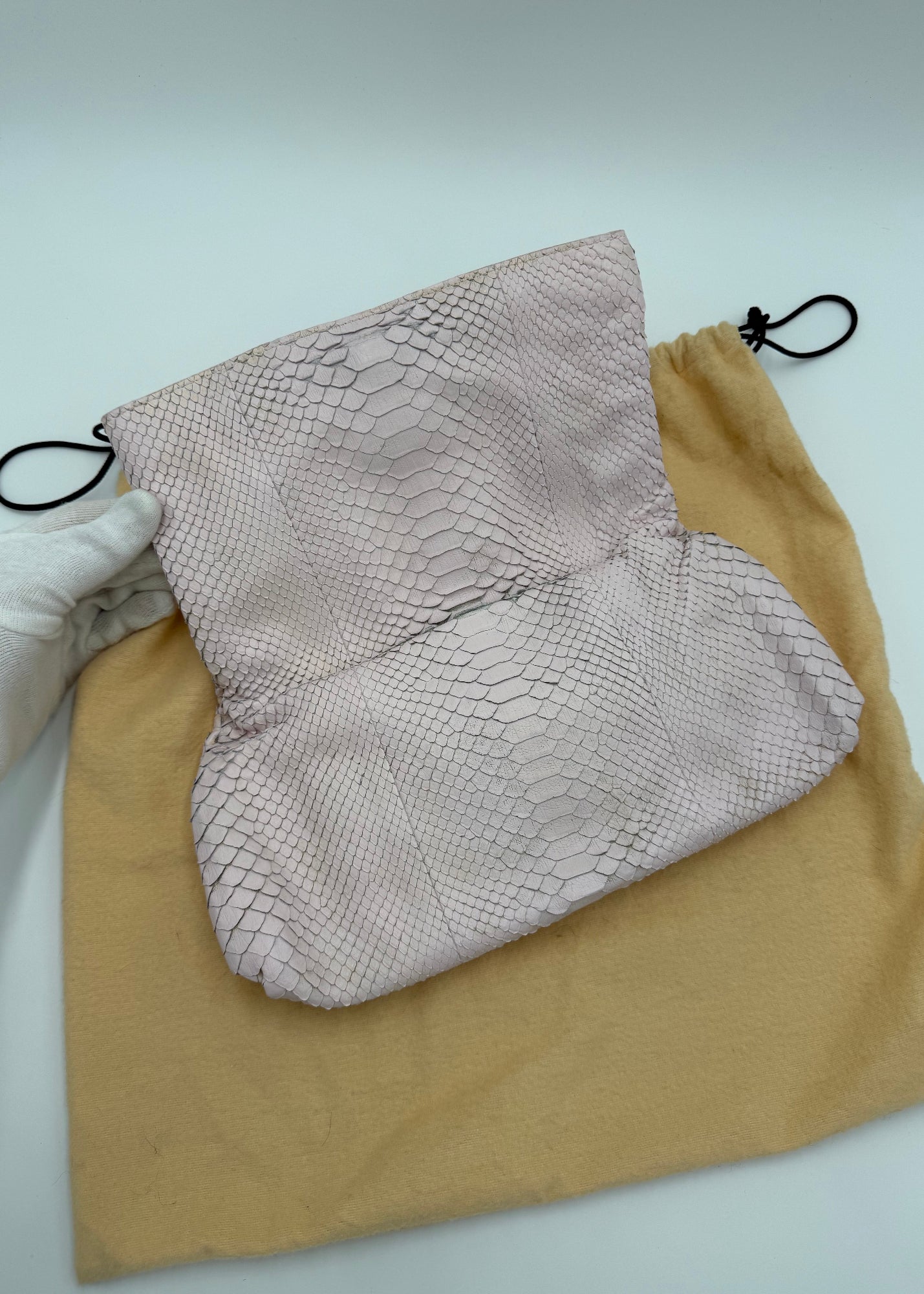 Loewe Pochette Vintage in Pelle di Pitone Rosa