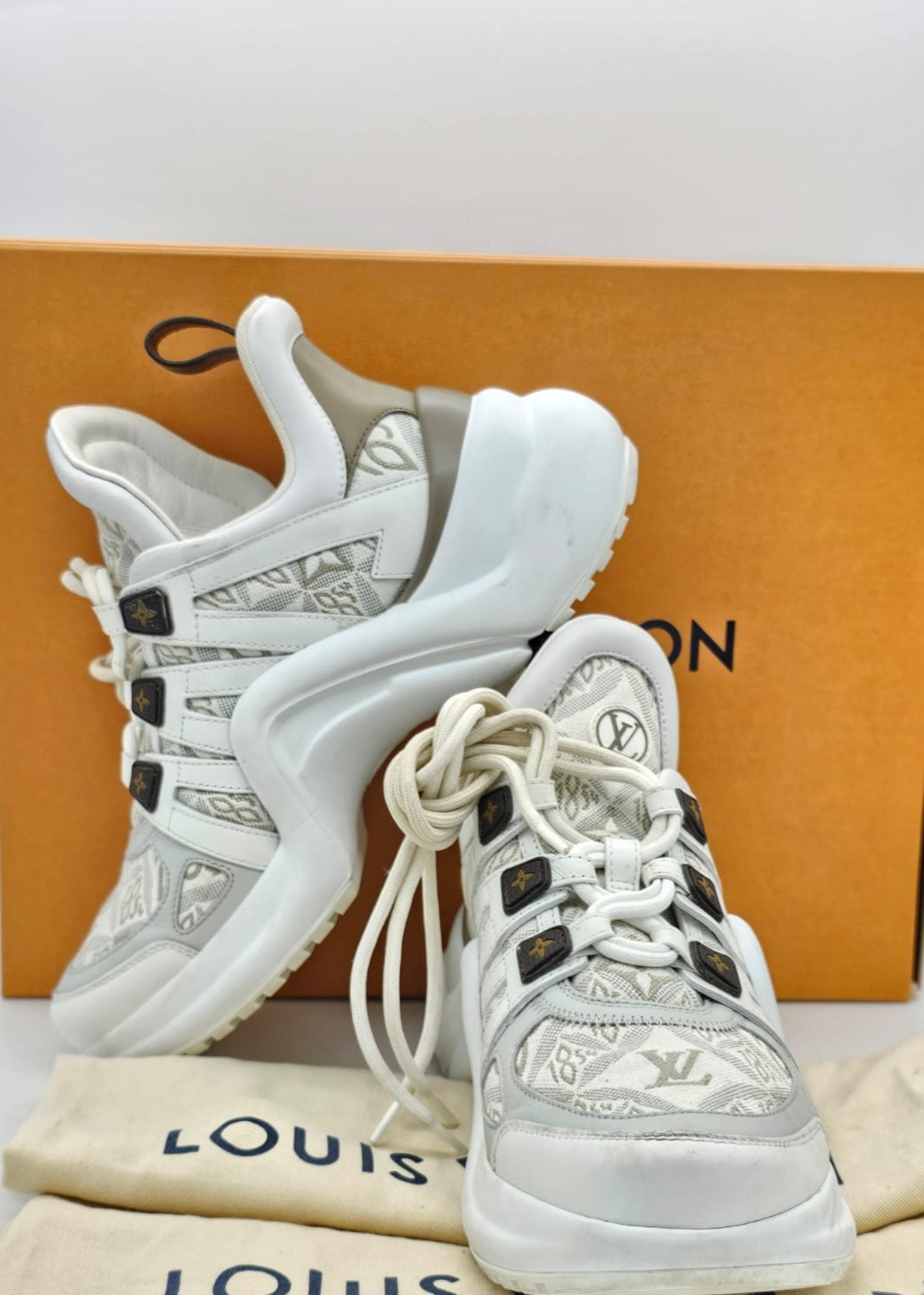 Louis Vuitton Sneaker LV Archlight