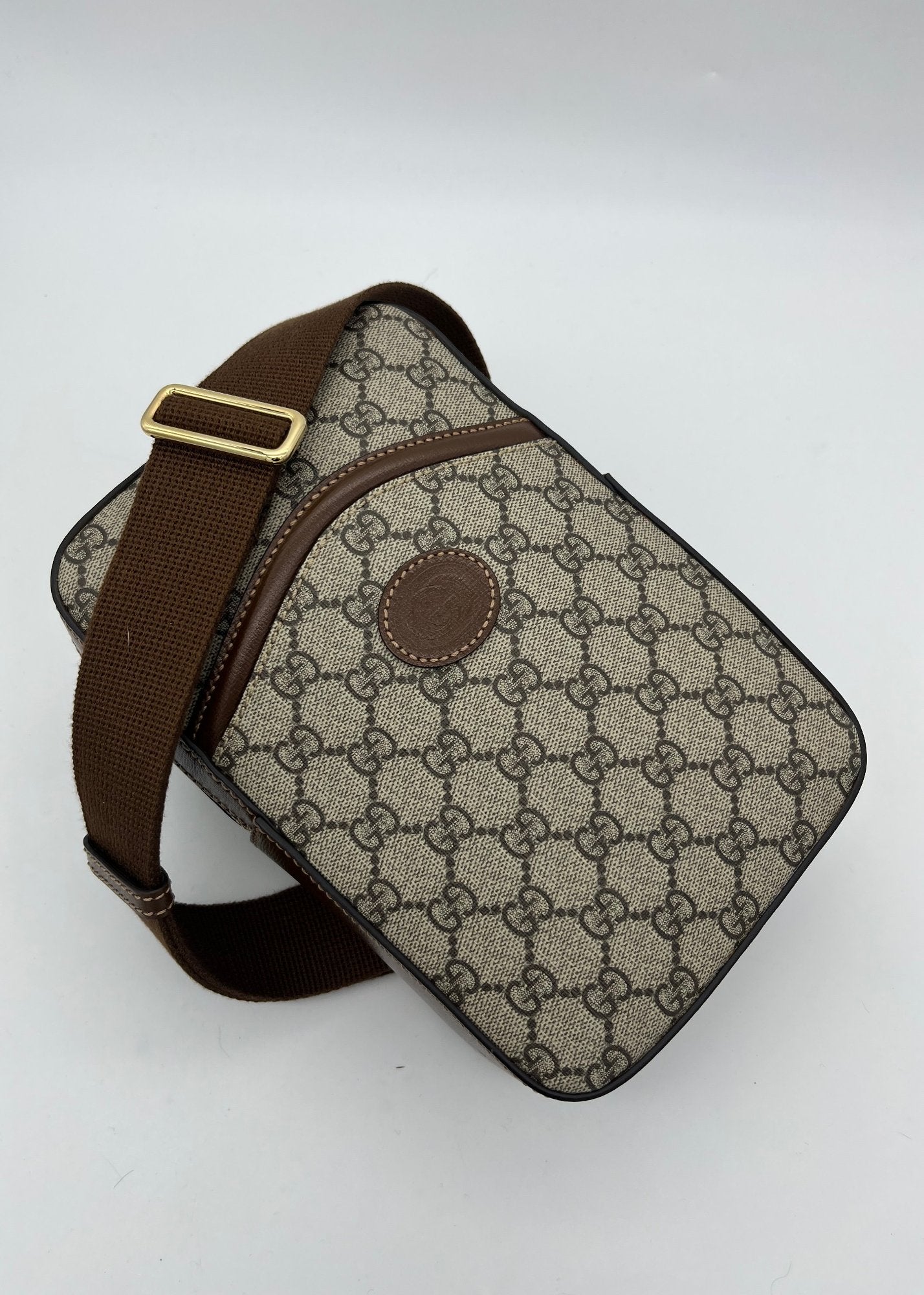 Gucci Marsupio Verticale GG con Tracolla Marrone