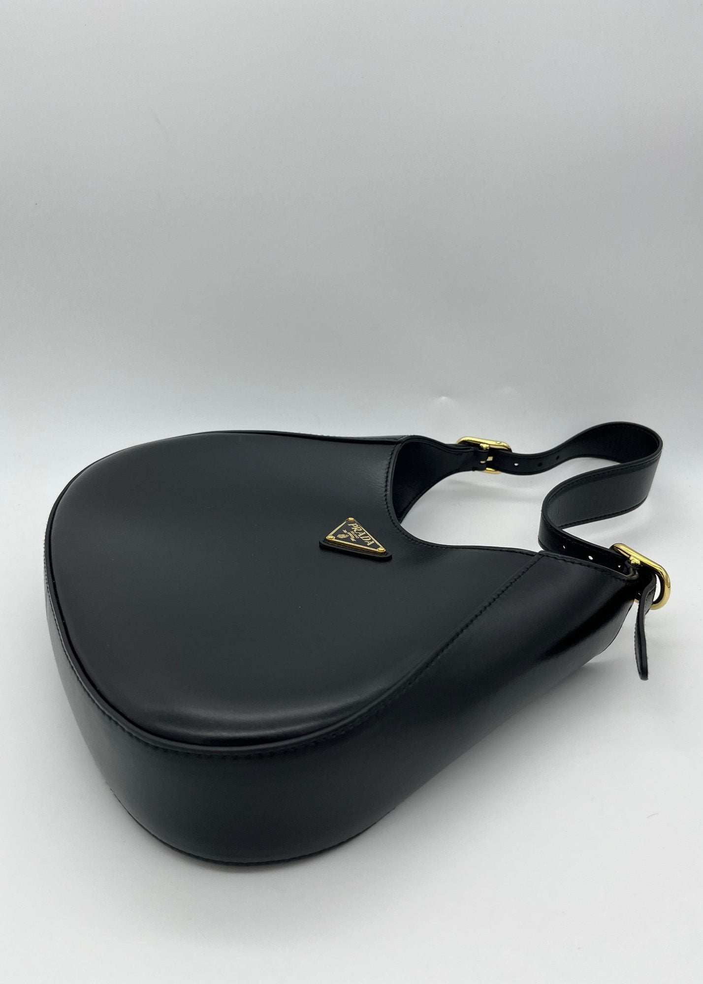 Prada Borsa Cleo a Spalla in Pelle Nera