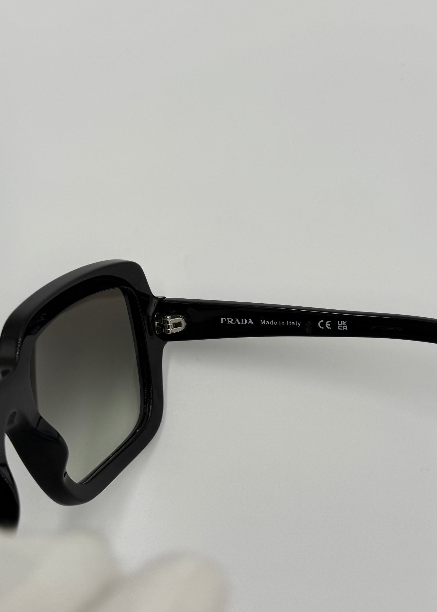 Prada Occhiali da Sole Oversize Squadrati Neri