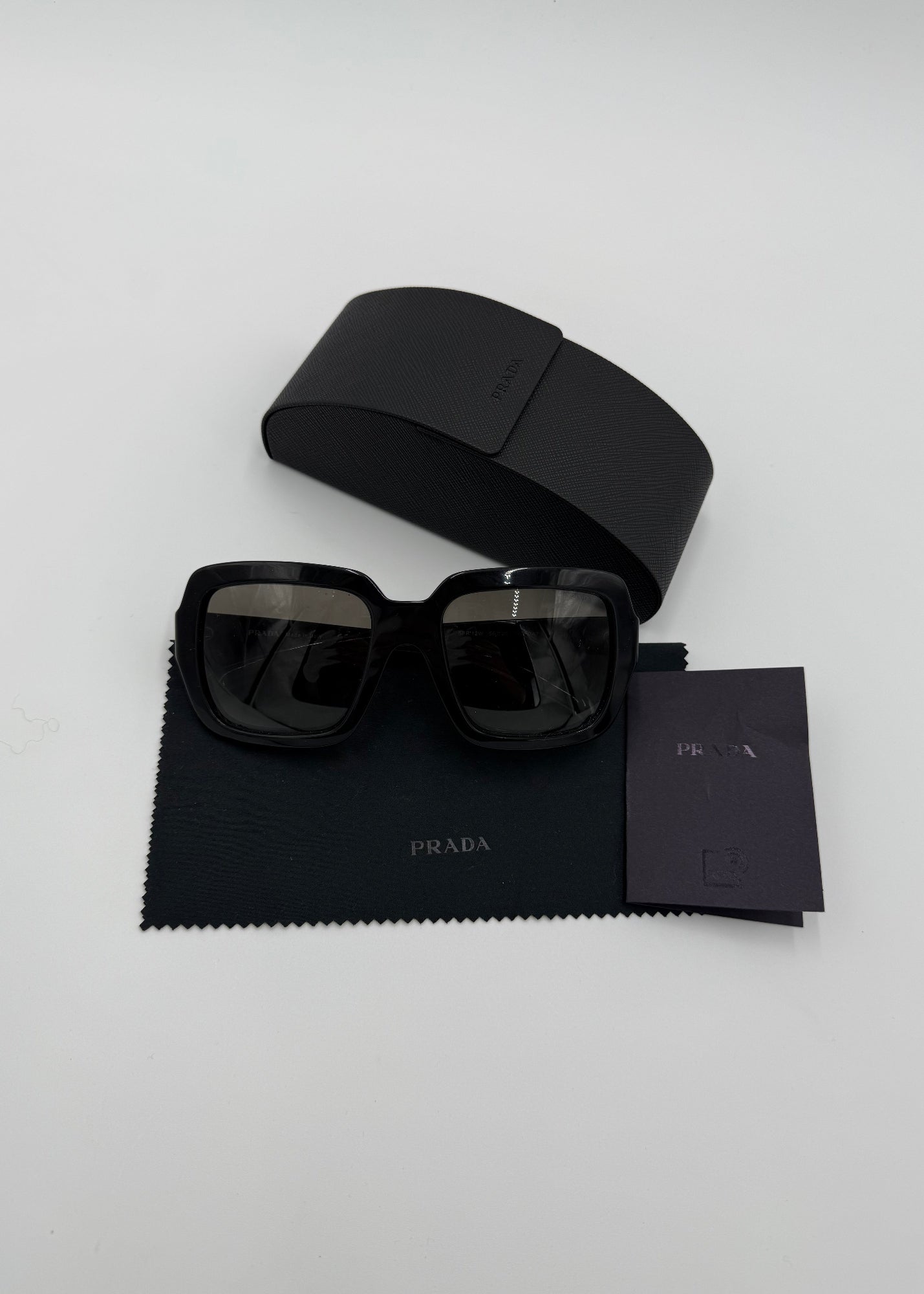 Prada Occhiali da Sole Oversize Squadrati Neri
