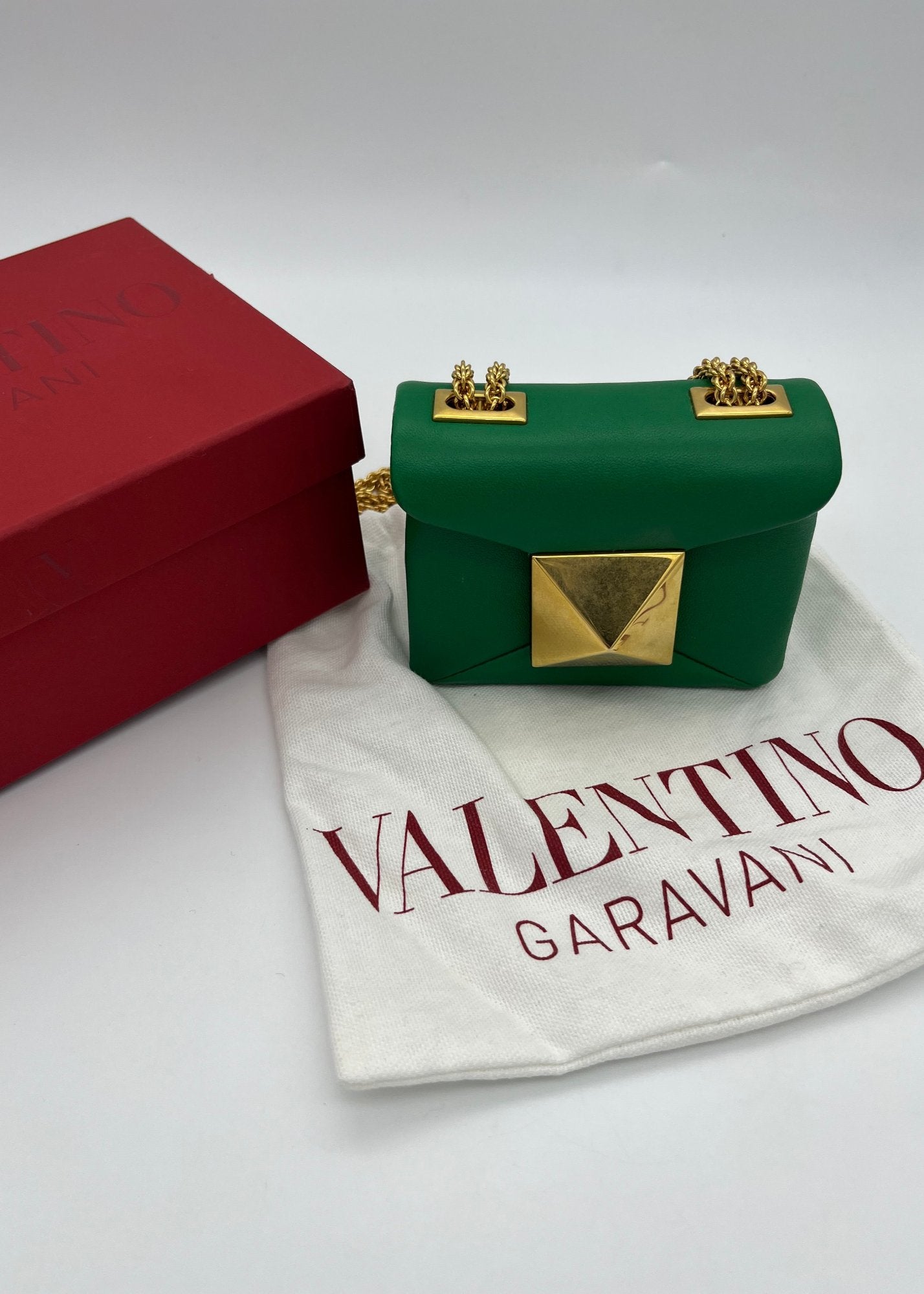 Valentino Garavani Borsa One Stud in Pelle Micro Verde